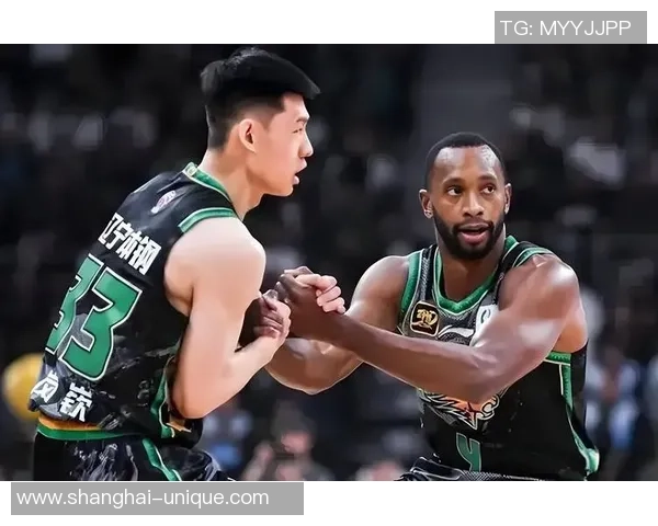 上海篮球队在邀请赛中以88分稳居积分榜首位，展现强劲实力